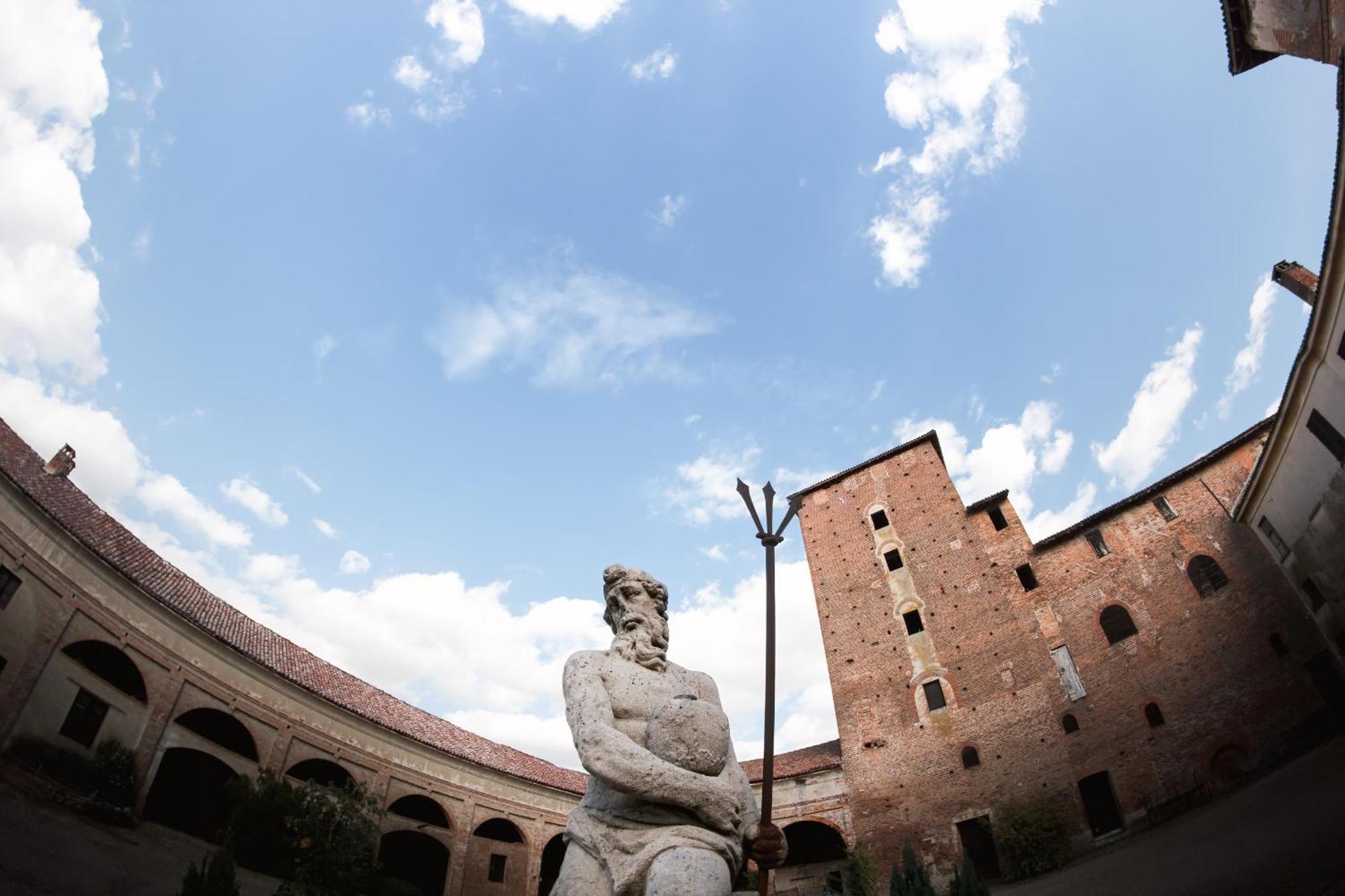 Agriturismo Castello Beccaria Pieve del Cairo Екстериор снимка